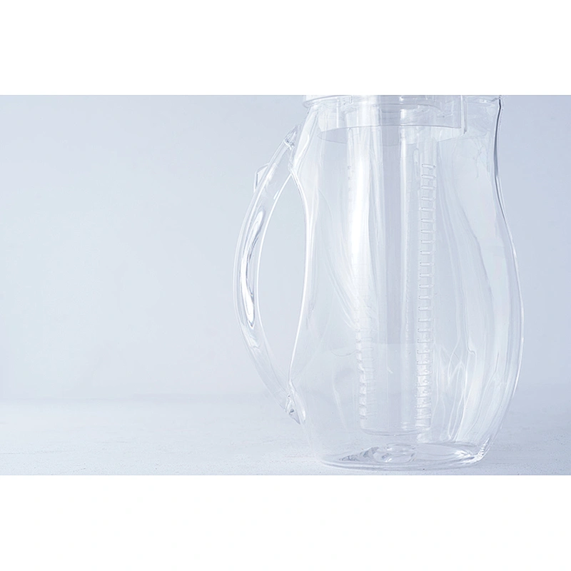 Wholesale professional healthy life kitchenware plastic fruit infuser water filter bottle pitcher with lid and infusion tube