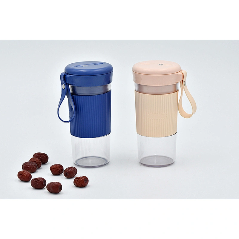 Hot sale USB rechargeable travel school office waterproof fashionable mini pink plastic portable blender juicer cup for girls