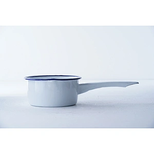 Accept custom brands multiple colors round classic household carbon steel enamel ladle water scoop with long handle