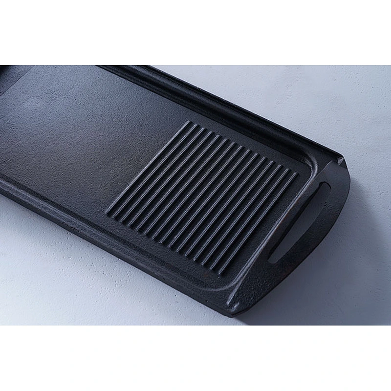 Wholesale rectangular black big capacity kitchen rectangular preseasond cast iron frying pan cookware with two side handle