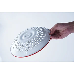 Wholesale special custom design decoration big capacity enamelled carbon steel dishes fruit drain plates