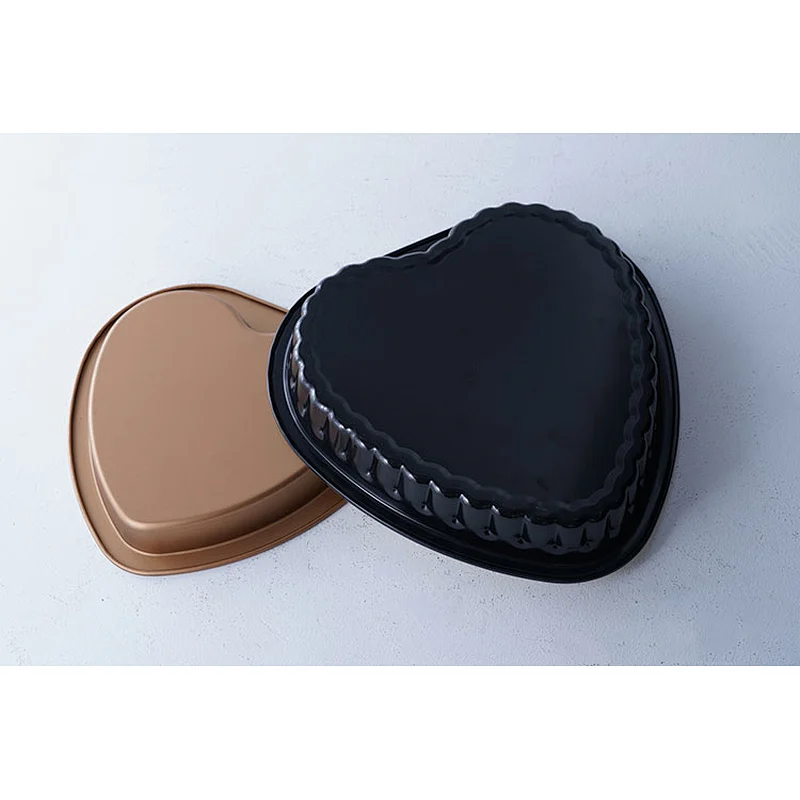 Hot sale shallow flat bottom lovely heart shape carbon steel non stick coating cake mold tray for girls