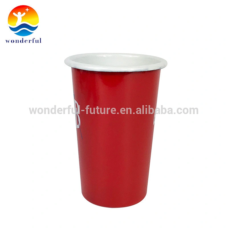 A high quality enamel cup has a variety of sizes and colors