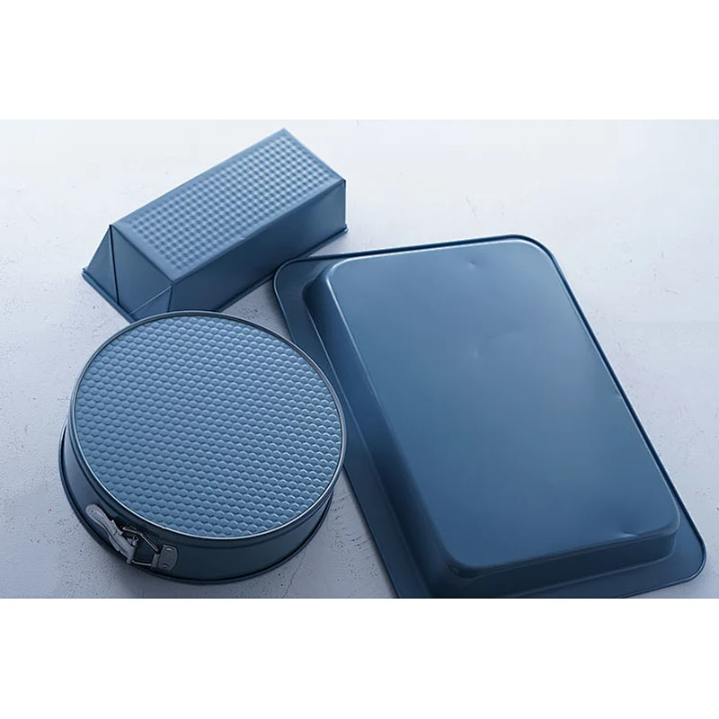 Wholesale beautiful blue multiple shapes carbon steel non stick coating oven tray baking pan bakeware tray set