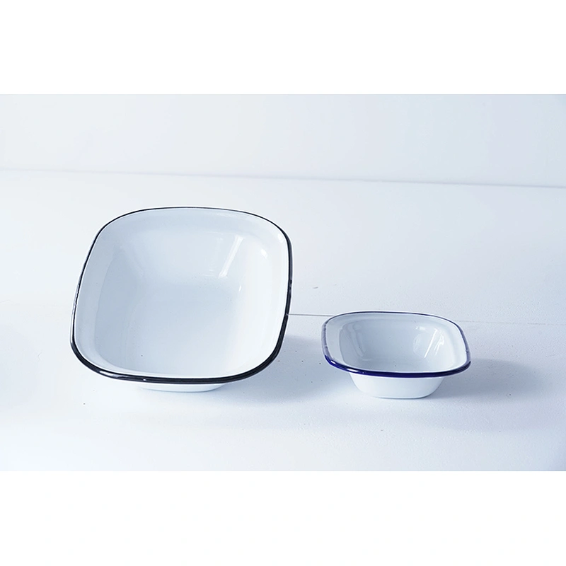 Wholesale OEM accept customized sizes kitchen classic cookware white flat-bottomed carbon steel enamel plates dishes set