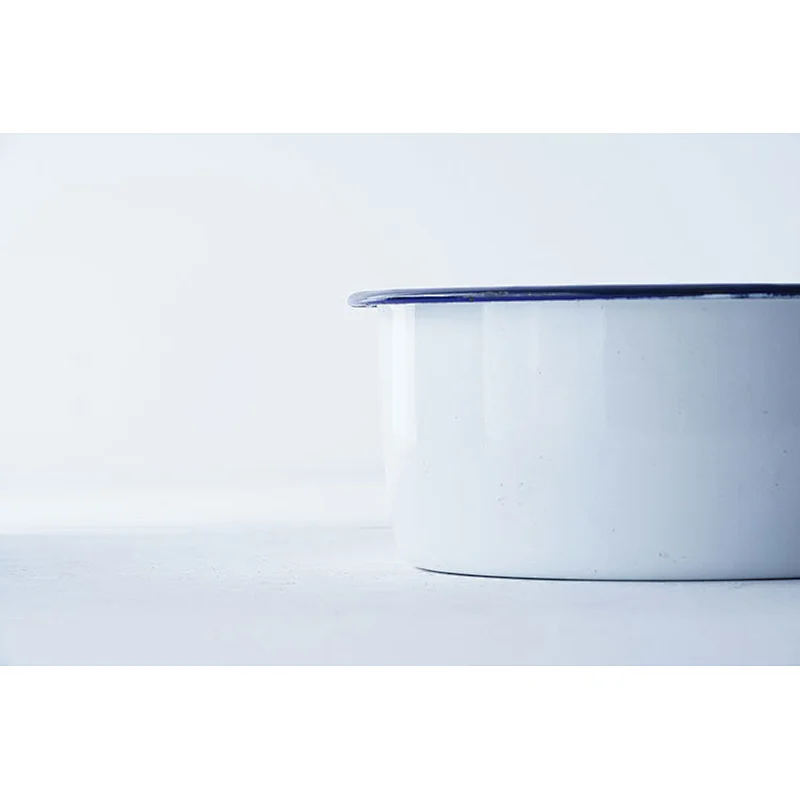 Professional tableware supplier hot sale OEM ODM big capacity white carbon steel enamel storage soup bowl