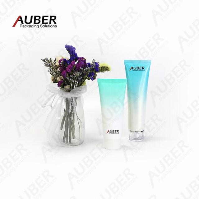 Gradient plastic squeeze tubes with acrylic screw on cap