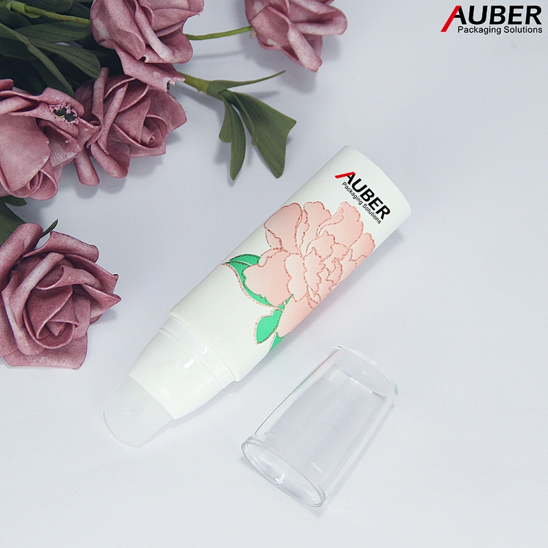 Make up tube packaging with Slicion Applicator