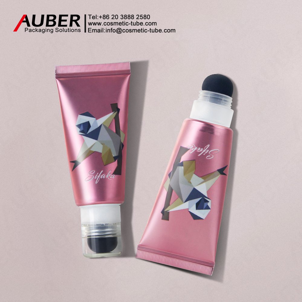 D25mm bb cream tube with sponge applicator