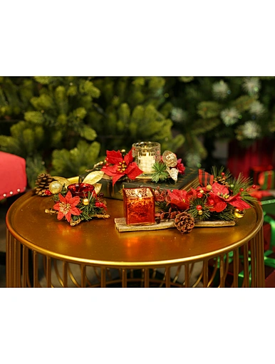 Glass candle holder with decoration