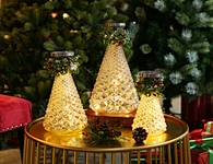 Led glass holder with wreath