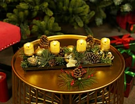 Metal candle holder with Christmas wreath