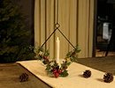 Metal candle holder with Xmas wreath