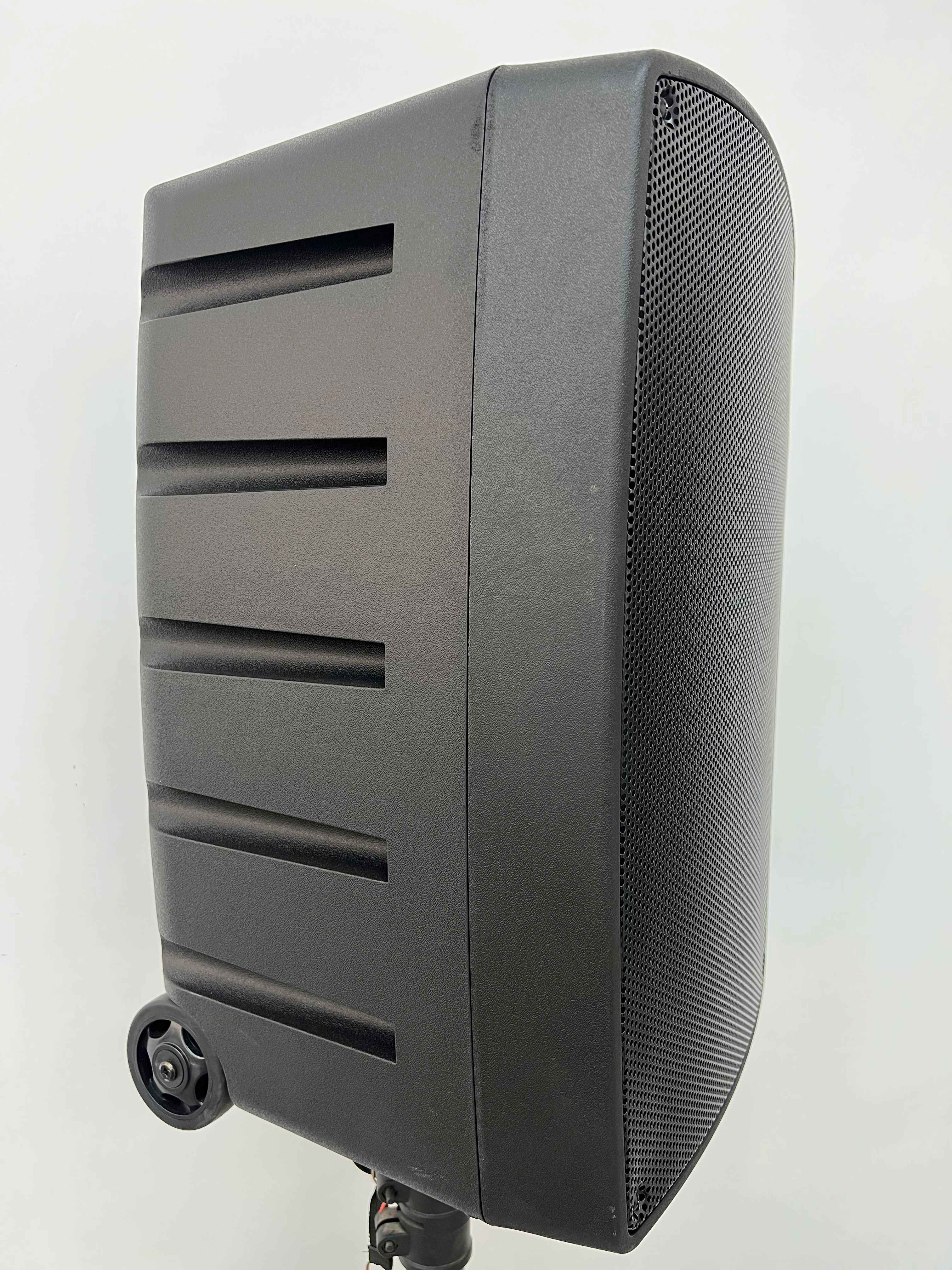 plastic active speaker