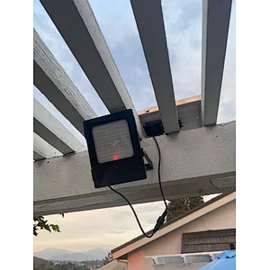 Solar flood light dual color 120leds smart remote control 5 stars review from DF Kelly