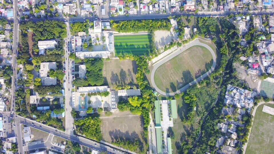 RUNNING TRACK FOR HAITI MARKET