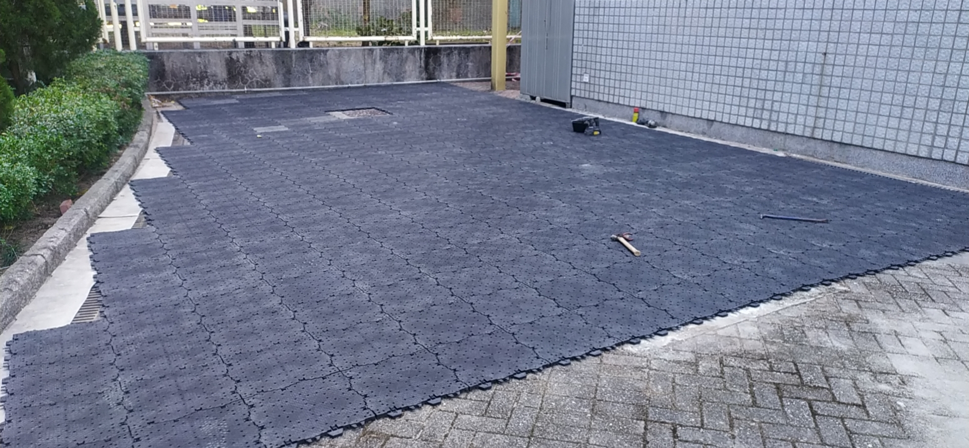 PP BASED TILES FOR A SCHOOL IN HONGKONG