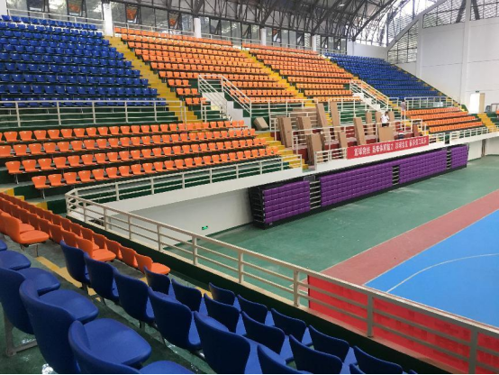 bleacher seats
