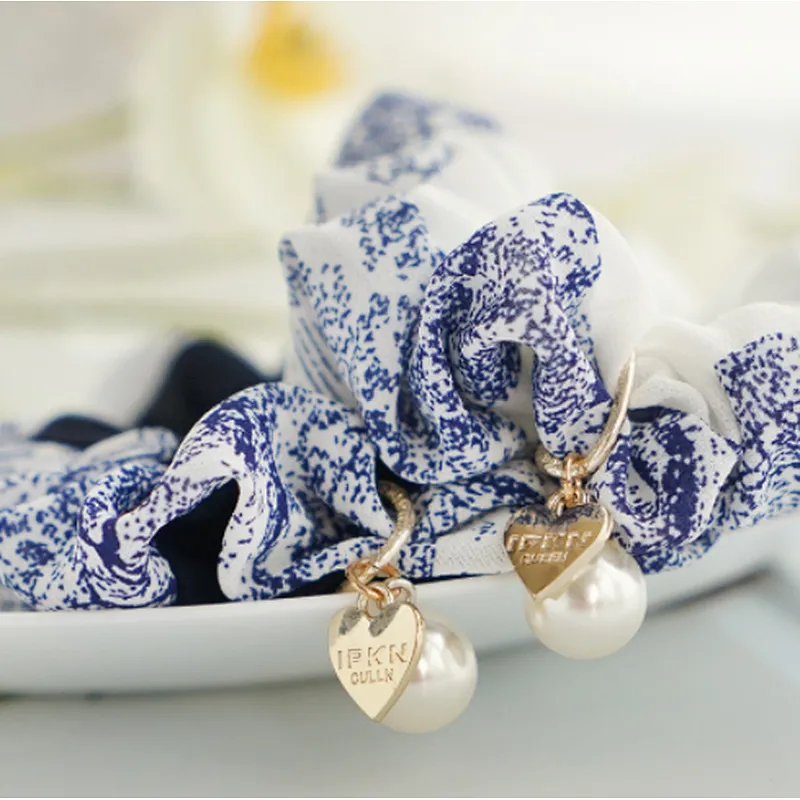 Korea's new blue and white porcelain chiffon fabric head flower of the pearl large intestine hair ring