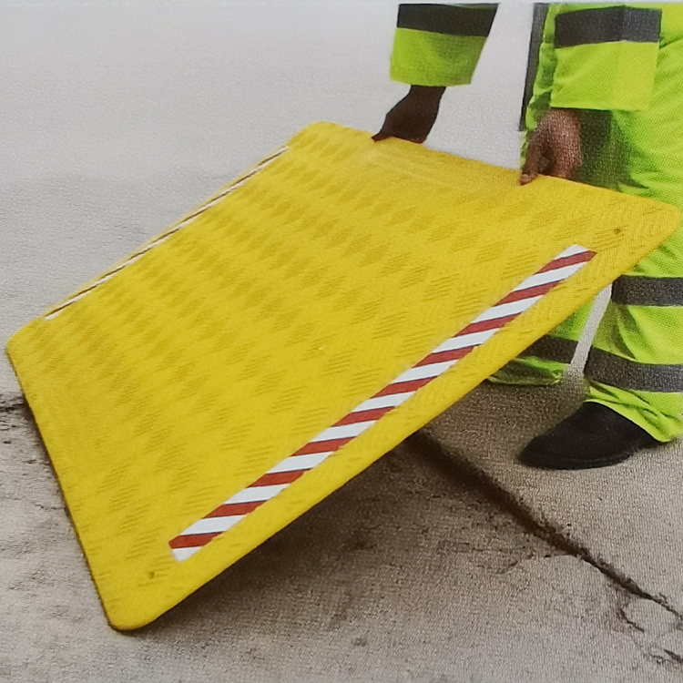 2020 Hot Sale New Products Wear Resistant Plate Sheet Plate Road 100% Recyclable Plastic Trench Cover