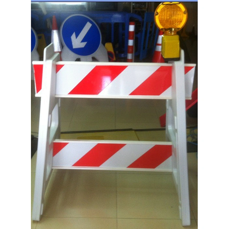 China Hot Product High Quality Strong Security Fence Portable Plastic Temporary Fence Plastic Barricade