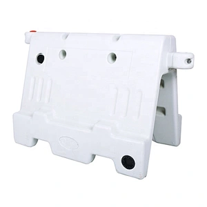 2020 China New Products Top Quality Traffic Fence Plastic Water Horse Water Filled Barrier