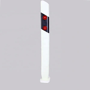 Custom China Hot Sales Road Reflective Delineator Post Warning Delineator Post