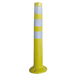 China Hot Sale High Quality Road Safety Plastic Warning Delineator Post  Bollards Pvc Delineator Post