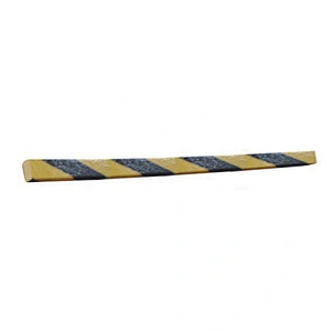 China Factory Direct Sales Low Price Traffic Rubber Speed Bump Road Anti-collision Strip Rubber Bumper