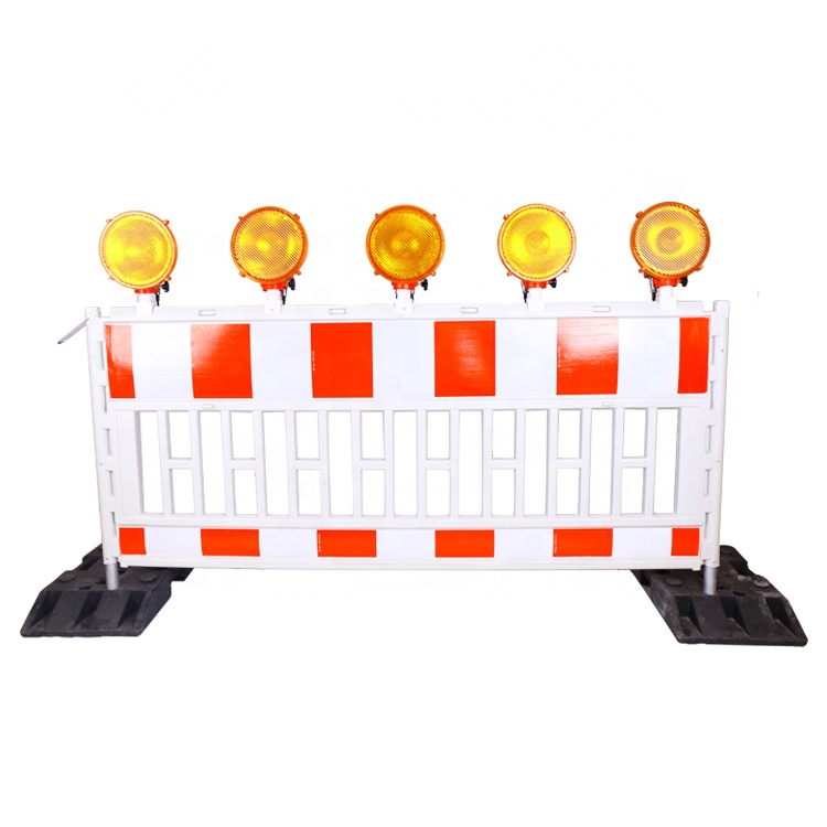 New Products 2020 Hot Sale traffic road safety barrier plastic traffic barrier plastic traffic fence barriers