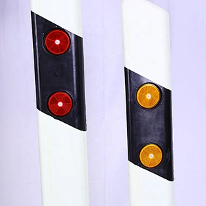 Custom China Hot Sales Road Reflective Delineator Post Warning Delineator Post