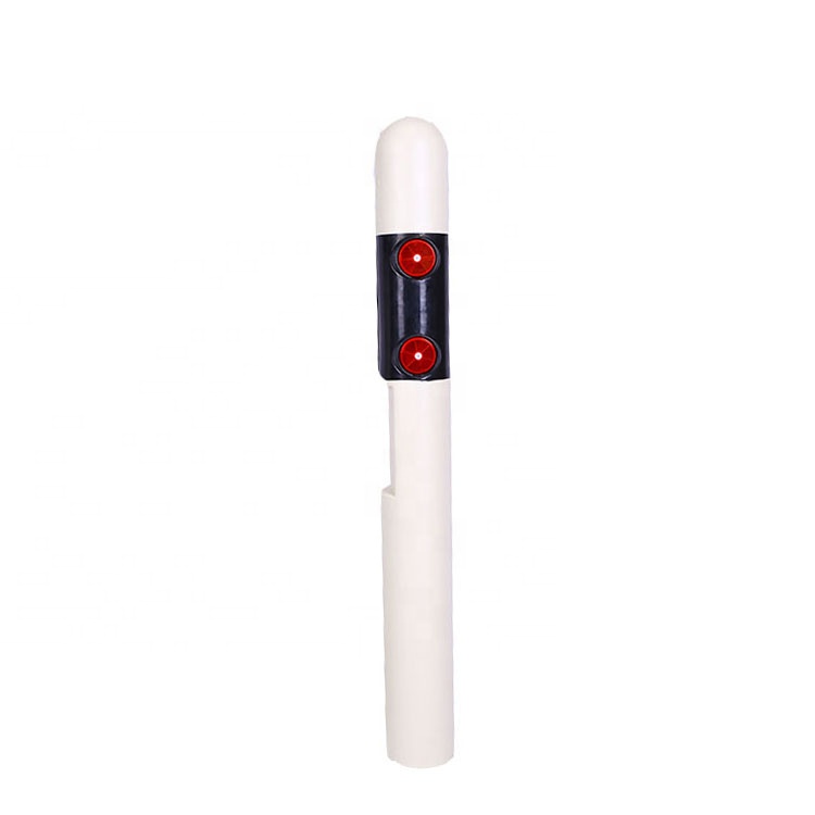 China Hot Product High Quality White PVC Traffic Warning Post Plastic Delineator Post