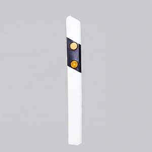 Custom China Hot Sales Road Reflective Delineator Post Warning Delineator Post
