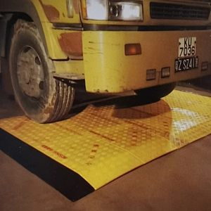 China Factory Direct Hot Sales Most Popular Road Center Section Walkway Plastic Trench Cover