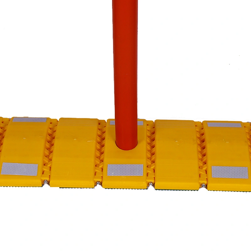 Factory Direct High Quality Durable Reflective Flexible Road Separator Delineator Lane Divider Warning Posts