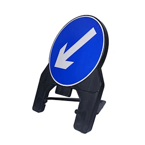 2019 Hot New Products Custom Reflective Outdoor Sign Board Road Traffic Street Arrow Sign Board