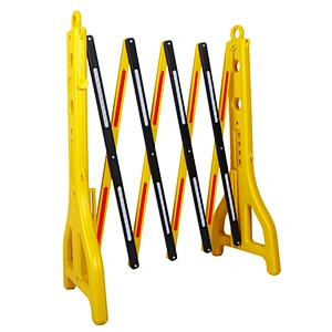 China Factory Direct Supply High Quality Traffic Fence Barrier Concrete Traffic Barrier Traffic Signal Expandable Barrier