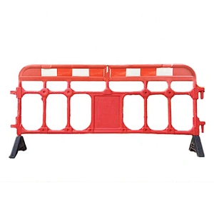 China Factory Supplied Top Quality Road Traffic Plastic Barriers Plastic Traffic Fence Barrier