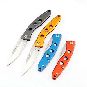Closed Stainless Steel Blade Folding pocket knife
