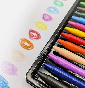  crayones de varios colores