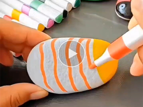 acrylic paint marker