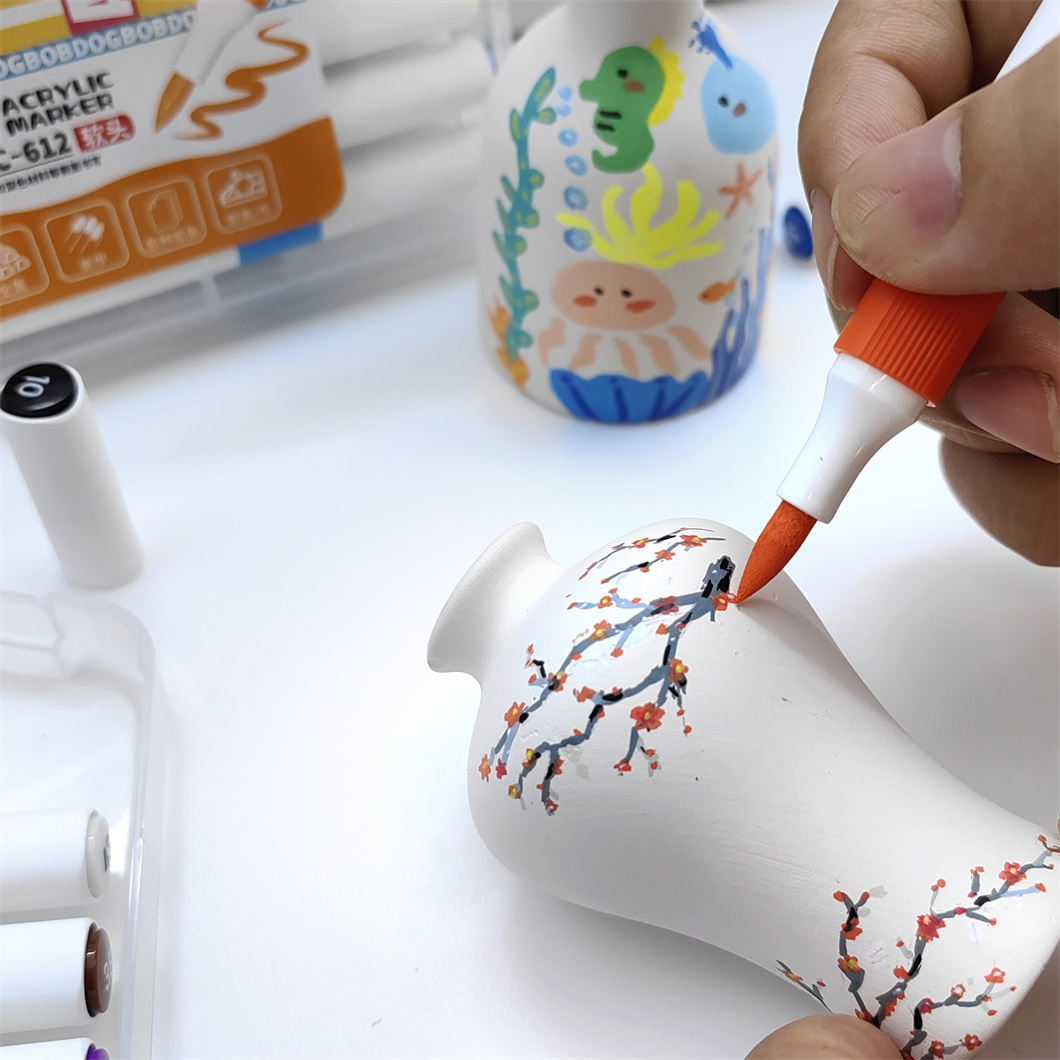 brush tip acrylic paint pens