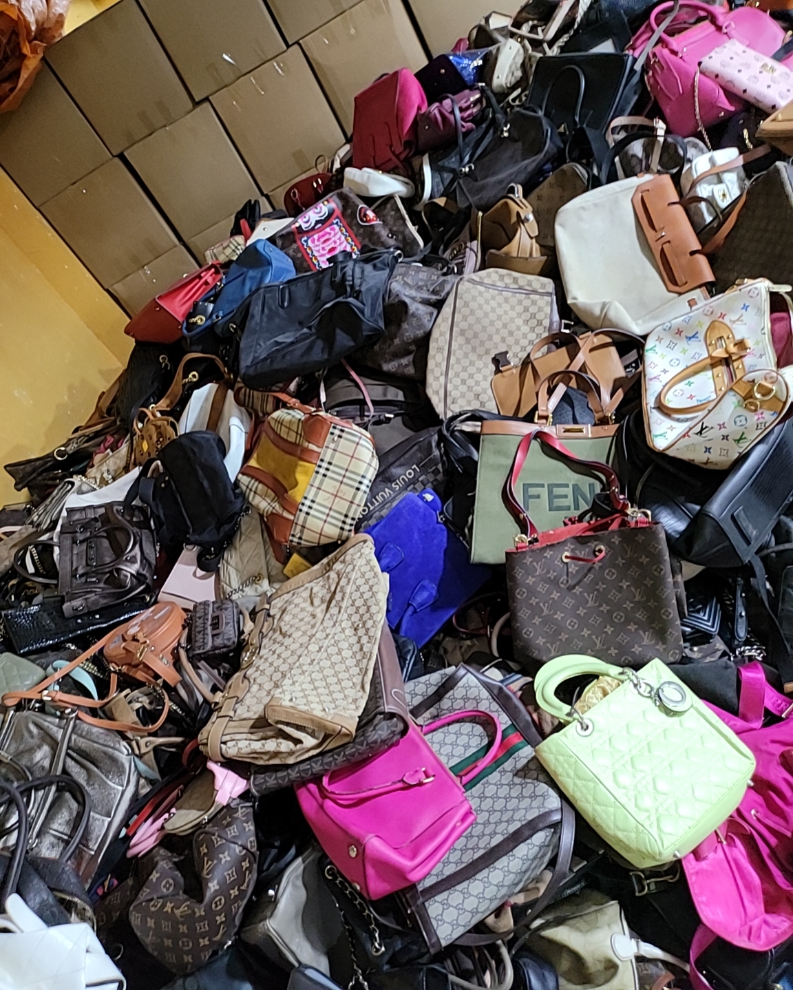 Top quality used branded bags luxury preloved branded bags second hand intaly used bags branded ladies