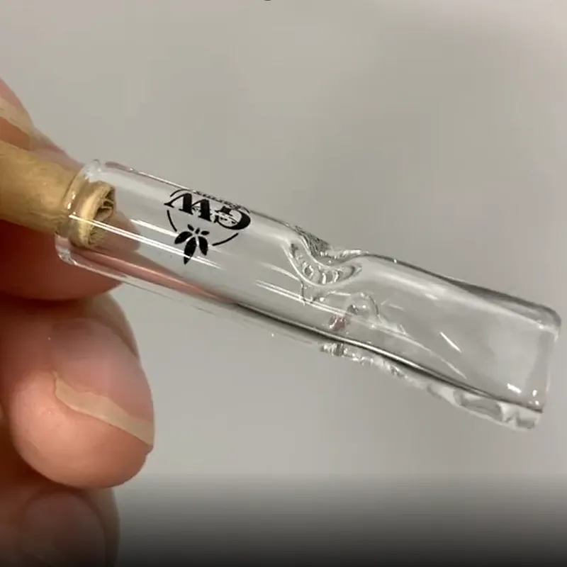Crucial cane with glass filter