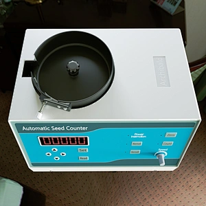 Digital Automatic Seed Counter