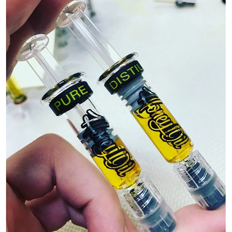 A Custom Logo 1ml Cbd Glass Luer Lock Oil Syringe
