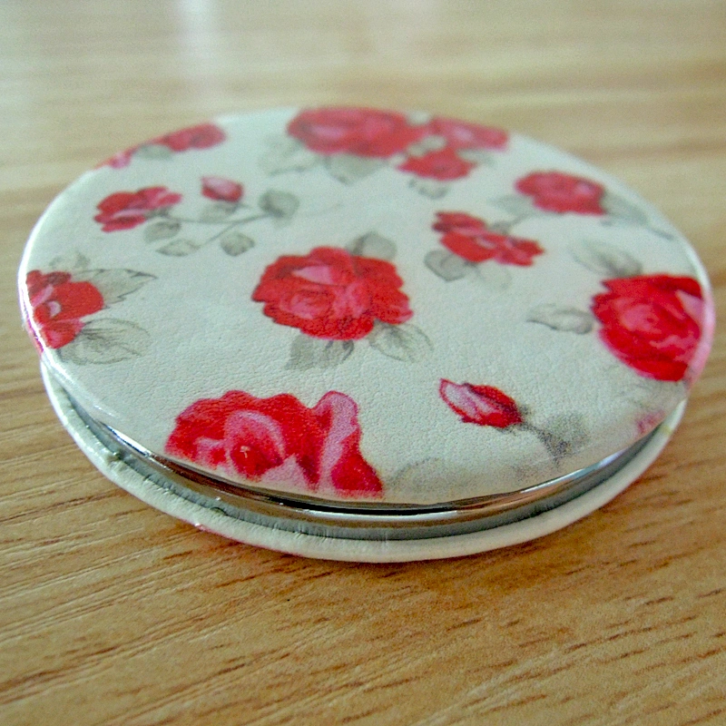 High-quality decorative folding PU leather compact pocket mirror