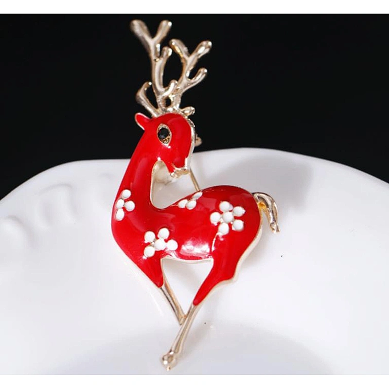 Christmas moose brooch Shawls Versatile clothing store   small gifts