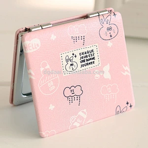 New design and fresh style pu leather cosmetic mirror