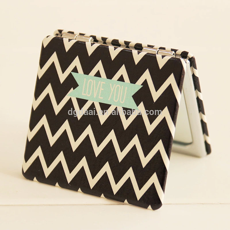 New design and fresh style pu leather cosmetic mirror